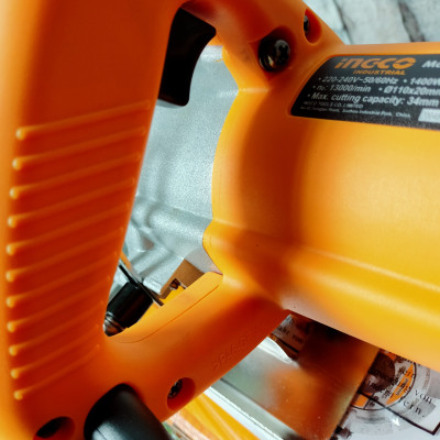 MÁY CẮT ĐÁ/GẠCH 110MM 1400W INGCO MC14008- HÀNG CHÍNH HÃNG