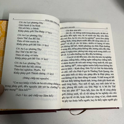 Sách - Kinh Diệu Pháp Liên Hoa - Bìa Cứng Bọc Plastic, Khổ A6