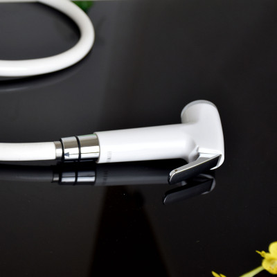 Bộ vòi xịt vệ sinh đa năng dây 1.2m Hiwin PJ-401H1