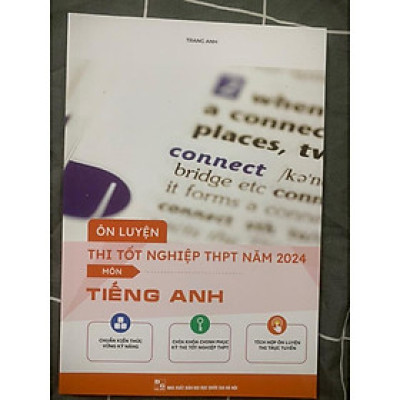 Sách Ôn luyện thi tốt nghiệp THPT môn Tiếng Anh 2024