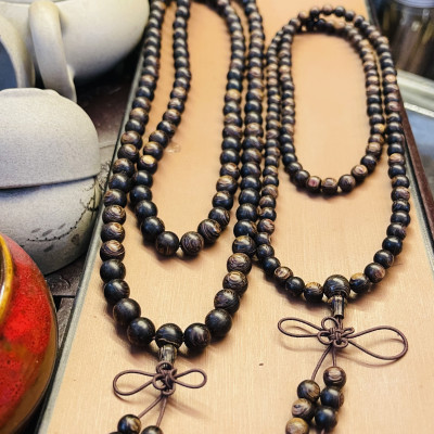 Vòng trầm hương cao cấp sánh chìm thiên nhiên 108 hạt giải toả phiền muộn-bảo hành trọn đời