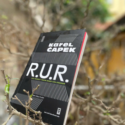 R.U.R - Các robot toàn năng của Rossum