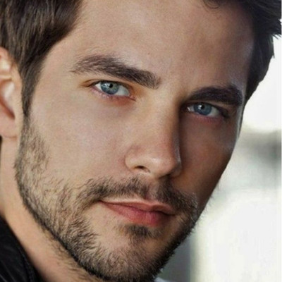 Dao Cạo Râu 2 Lưỡi Kép Thân Nhựa Kai 003309 (Set 1 Thân 5 Lưỡi Dao)