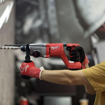 MÁY KHOAN BÊ TÔNG PIN MILWAUKEE M18 BLHACD26 (2713-20) CHỈ THÂN MÁY - HÀNG CHÍNH HÃNG