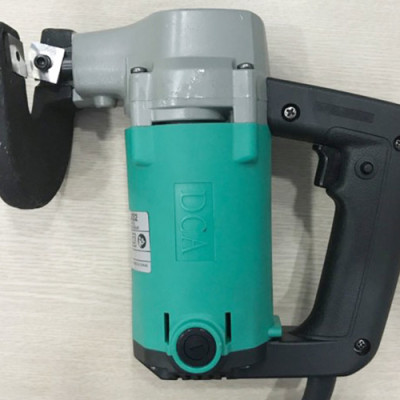 3.2mm Máy cắt tôn 620W DCA AJJ32