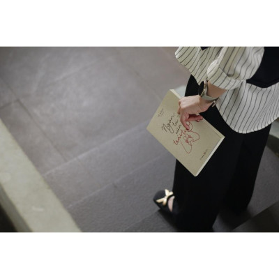 Sách - Ngôn Từ Của Trái Tim: Học Cách Nói Chuyện Ấm Lòng - AZ Việt Nam