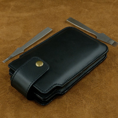 Bao da đựng 2 điện thoại có sử dụng ốp lưng vừa đeo lưng và cầm tay da bò thật may thủ công bền đẹp - Hàng chính hãng