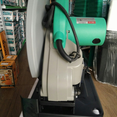 Máy cắt sắt 2000W  DCA AJG04-355