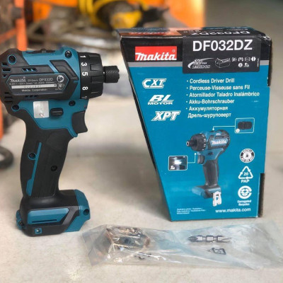 MÁY KHOAN VẶN VÍT DÙNG PIN 12V 250W MAKITA DF032DZ (KHÔNG KÈM PIN VÀ SẠC) - HÀNG CHÍNH HÃNG