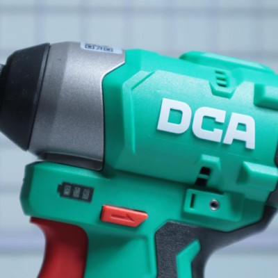 MÁY SIẾT VÍT KHÔNG CHỔI THAN DÙNG PIN DCA ADPL04-8Z (KHÔNG KÈM PIN VÀ SẠC) - HÀNG CHÍNH HÃNG