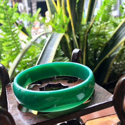 Vòng Tay Đá Mã Não Xanh Liền Khối - Ngọc Quý Gemstones