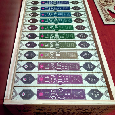 Boxset Chiến quốc tung hoành Thế cục Quỷ Cốc Tử - trọn bộ 13 cuốn hộp gỗ phiên bản giới hạn