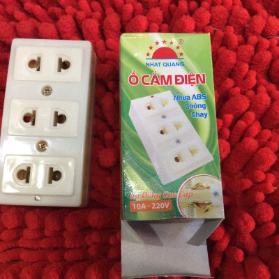 Ổ cắm điện không dây 