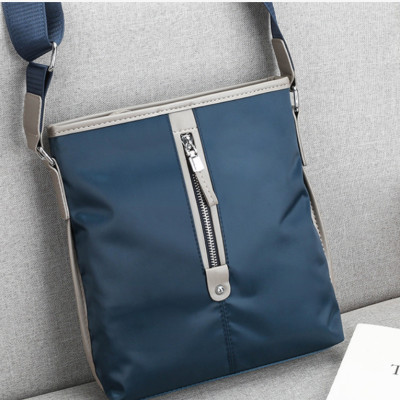 Túi đeo chéo nam thời trang cao cấp phong cách mới