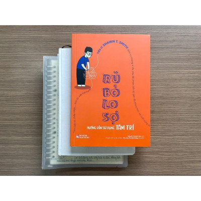 Sách - Rũ Bỏ Lo Sợ - Hướng Dẫn Sử Dụng Tâm Trí - NXB Phụ Nữ