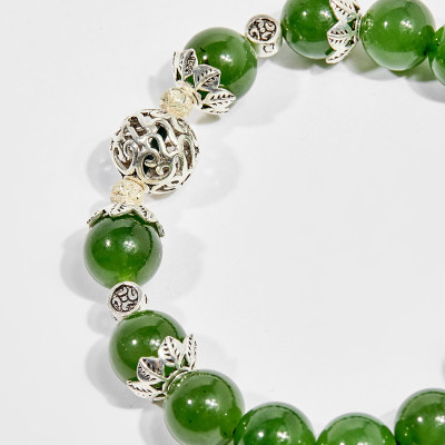 Vòng tay phong thủy đá ngọc bích charm ngựa 10mm mệnh hỏa , mộc - Ngọc Quý Gemstones