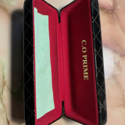 Hộp đựng kính Cao Cấp Tặng Khăn Lau Kính 