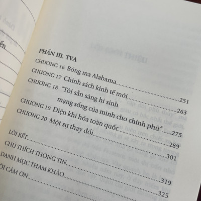 THÀNH PHỐ ĐIỆN - Thomas Hager – Kim Anh dịch – Tân Việt – NXB Dân Trí – Bìa mềm
