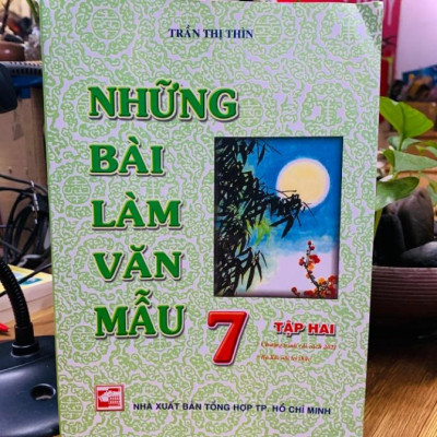Sách - Những bài làm văn mẫu 7 tập 1 (Chương trình cải cách 2021 - Bộ Kết nối tri thức)