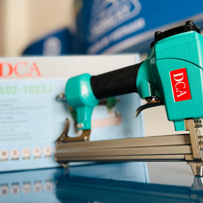 SÚNG BẮN ĐINH U DÙNG HƠI (4-7 BAR) DCA A02-1022J - HÀNG CHÍNH HÃNG