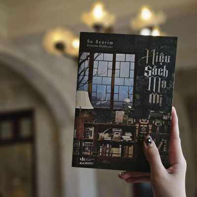 Hiệu Sách Ma Mị