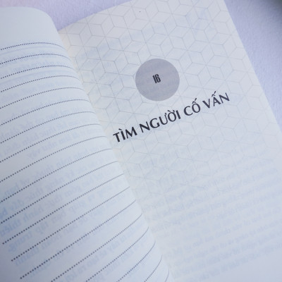 Bộ 4 Cuốn Sách Cẩm Nang Tuyệt Mật Của Phụ Nữ: Xé Vài Trang Thanh Xuân, Kế hoạch tự tin, Sống Kỷ Luật, Biết Kiềm Chế Và Sống An Nhiên Đời Bình Yên