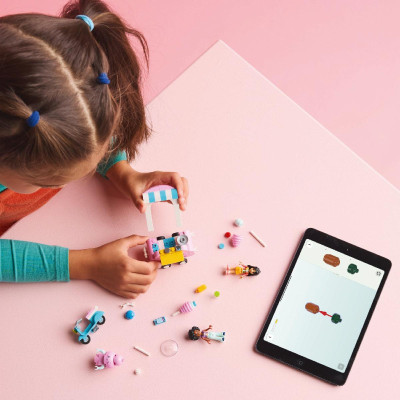 Đồ Chơi Lắp Ráp Quầy Kẹo Bông Gòn Di Động Và Xe Scooter LEGO FRIENDS 42643 (110 chi tiết)