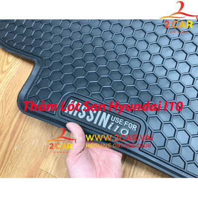Thảm sàn, lót sàn xe HYUNDAI I10 chất liệu cao su đúc, không mùi, không thấm nước – Mẫu Nissin chữ trắng