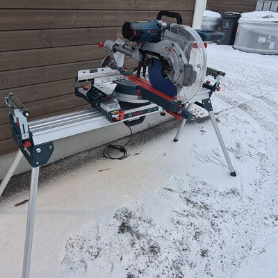 MÁY CẮT NHÔM GỖ ĐA NĂNG 305MM 1800W BOSCH GCM 12 SDE - HÀNG CHÍNH HÃNG