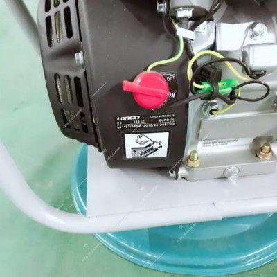 MÁY ĐẦM DÙI BÊ TÔNG DÙNG XĂNG 4 KW (5.5HP) TOTAL TP630-2 - HÀNG CHÍNH HÃNG