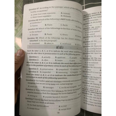 Sách Ôn luyện thi tốt nghiệp THPT môn Tiếng Anh 2024