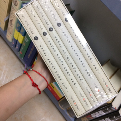 Những Người Khốn Khổ Bộ 5 Tập