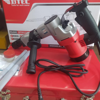 MÁY ĐỤC BÊ TÔNG 17 LY 1300W BTEC BT-0810A - HÀNG CHÍNH HÃNG