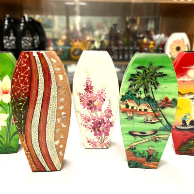 Bình hoa sơn mài Thanh Bình Lê- Mã B09 size 30x14x6.5 cm dùng  cắm hoa, trang trí, quà tặng ý nghĩa