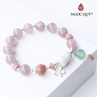 Vòng đá thạch anh hồng madagascar phối charm bạc mệnh hỏa, thổ - Ngọc Quý Gemstones