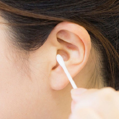 Tăm bông ngoáy tai kháng khuẩn mềm Sanyo Nhật Bản - Made in Japan