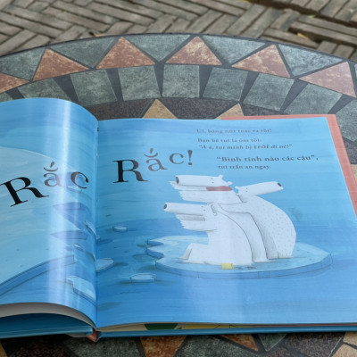 (Bìa cứng, in màu) CẬU LUÔN ĐƯỢC ĐÓN CHÀO - Barroux -  Hà Thy dịch - Crabit Kidbooks