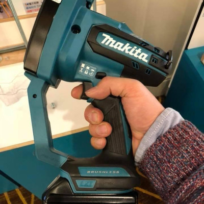 MÁY CẮT SẮT REN DÙNG PIN 280W MAKITA DSC102Z (KHÔNG KÈM PIN VÀ SẠC) - HÀNG CHÍNH HÃNG