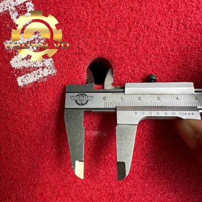 Bánh nỉ đỏ đánh bóng-nỉ đỏ đánh bóng inox kích thước 150x50x16mm #240 (Gía đã bao gồm VAT)