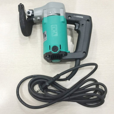 3.2mm Máy cắt tôn 620W DCA AJJ32