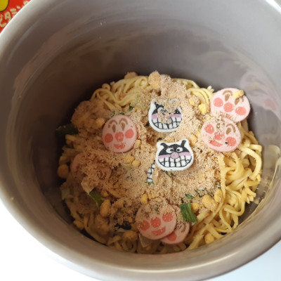 Mì chú hề Nissin Nhật Bản 22g