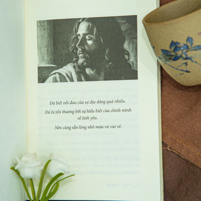 Sách Ngôn Sứ ( The Prophet ) sách tôn giáo tâm linh nghệ thuật sống đẹp - Hiệu sách Genbooks, bìa mềm, in màu