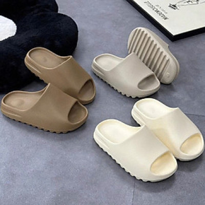 Dép Bánh Mì Nhám Nam Nữ Đúc Nguyên khối Cao 4 cm .