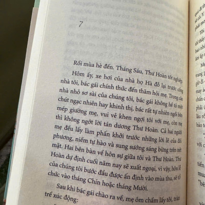 [Giải cứu sách hay, xả kho chống ế] DÒNG SÔNG LY BIỆT - Quỳnh Dao - Chu Thanh Nga; Đàm Hưng dịch - Huy Hoàng - NXB Văn học