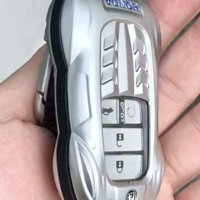 Ốp chìa khóa Kim Loại hình Xiêu Xe ô tô Honda CITY, CIVIC, ACCORD, HR-V, CR-V....