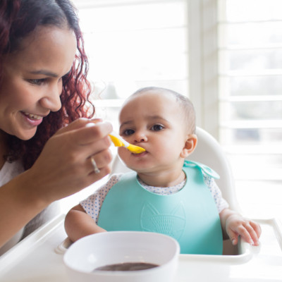 [ TF011 ] Bộ 2 thìa ( muỗng ) ăn dặm đầu mềm dành cho nướu nhạy cảm - Dr.Brown