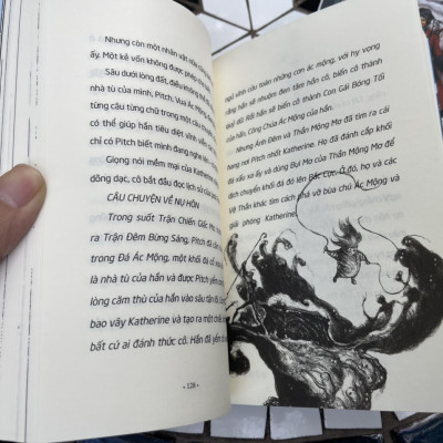 (Boxset trọn bộ 5 cuốn) BỘ TIỂU THUYẾT “NHỮNG VỆ THẦN CỦA TUỔI THƠ” - William Joyce – Lyceum – Nxb Đà Nẵng 
