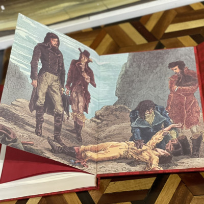 (Bìa lụa tơ tằm in 150 cuốn, tặng 1 bookmark và 1 postcard) – CHIẾN HỮU CỦA JEHU – Alexandre Dumas – Anh Đức - Phuc Minh Books – NXB Văn Học
