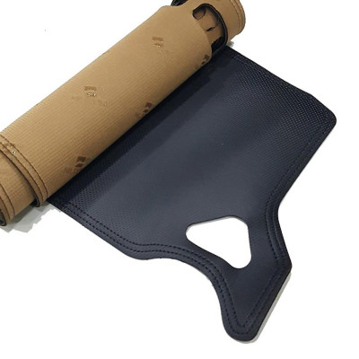 Thảm taplo ô tô Toyota Rush 2019  loại da vân cacbon chống nắng, chống nứt vỡ taplo, thảm taplo Toyota Rush