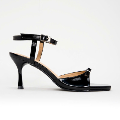 Giày Sandal quai mảnh khóa8F PABNO PN22018